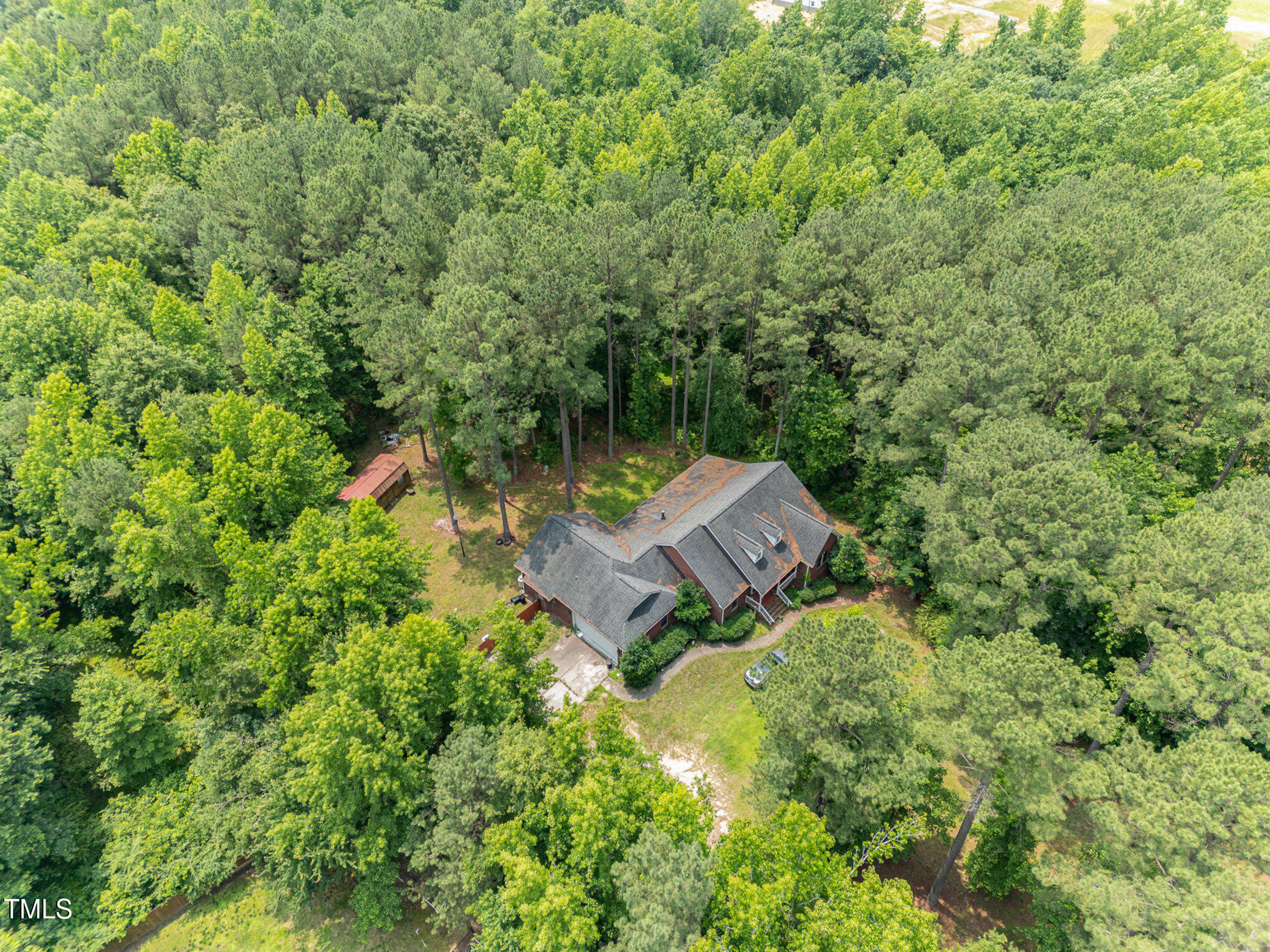 Property Photo: 3304 Black Stallion Court NC 27597
