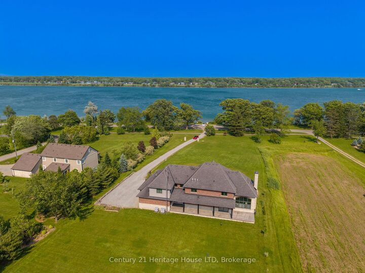 Property Photo:  12679 Niagara Parkway  ON L2E 6S6 