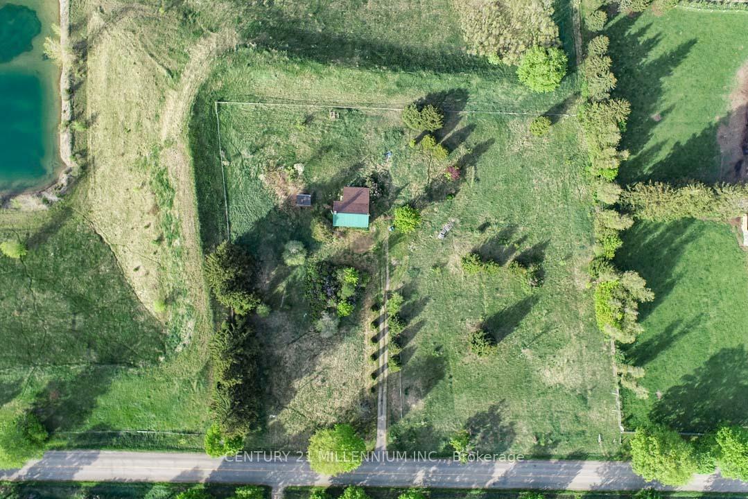 Property Photo: 18323 Shaws Creek Road ON L7K 1L2