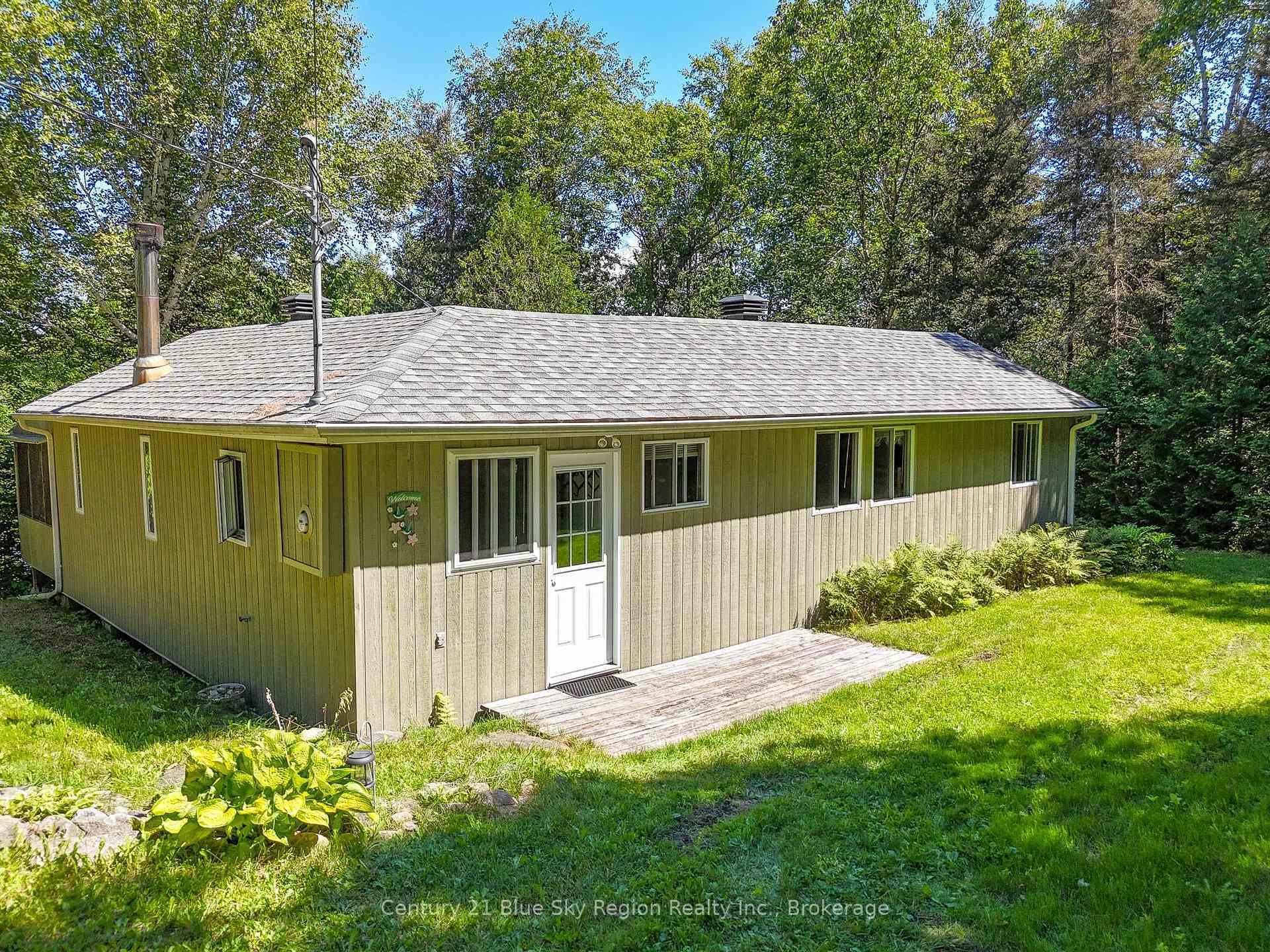 Property Photo: 19 Davinci Road ON P0H 2K0