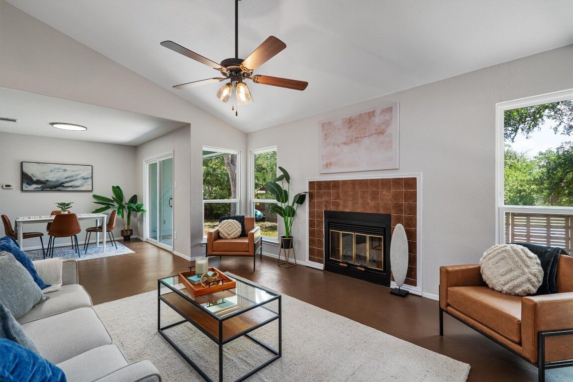 Property Photo:  8615 Croydon Loop  TX 78748 