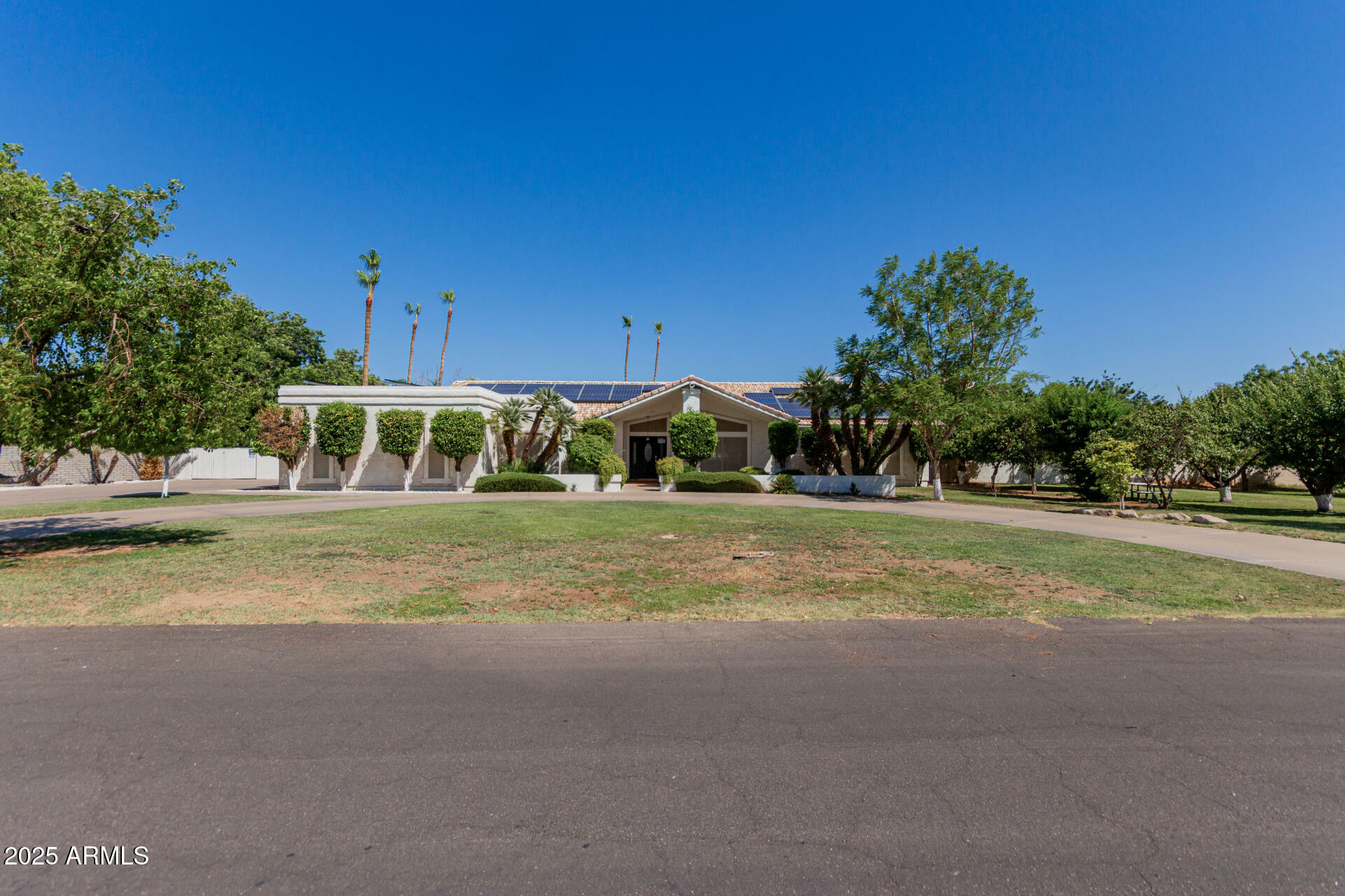 Property Photo: 5237 N 106th Avenue AZ 85307