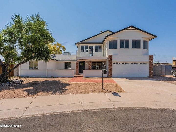 Property Photo: 13438 N 18th Lane AZ 85029
