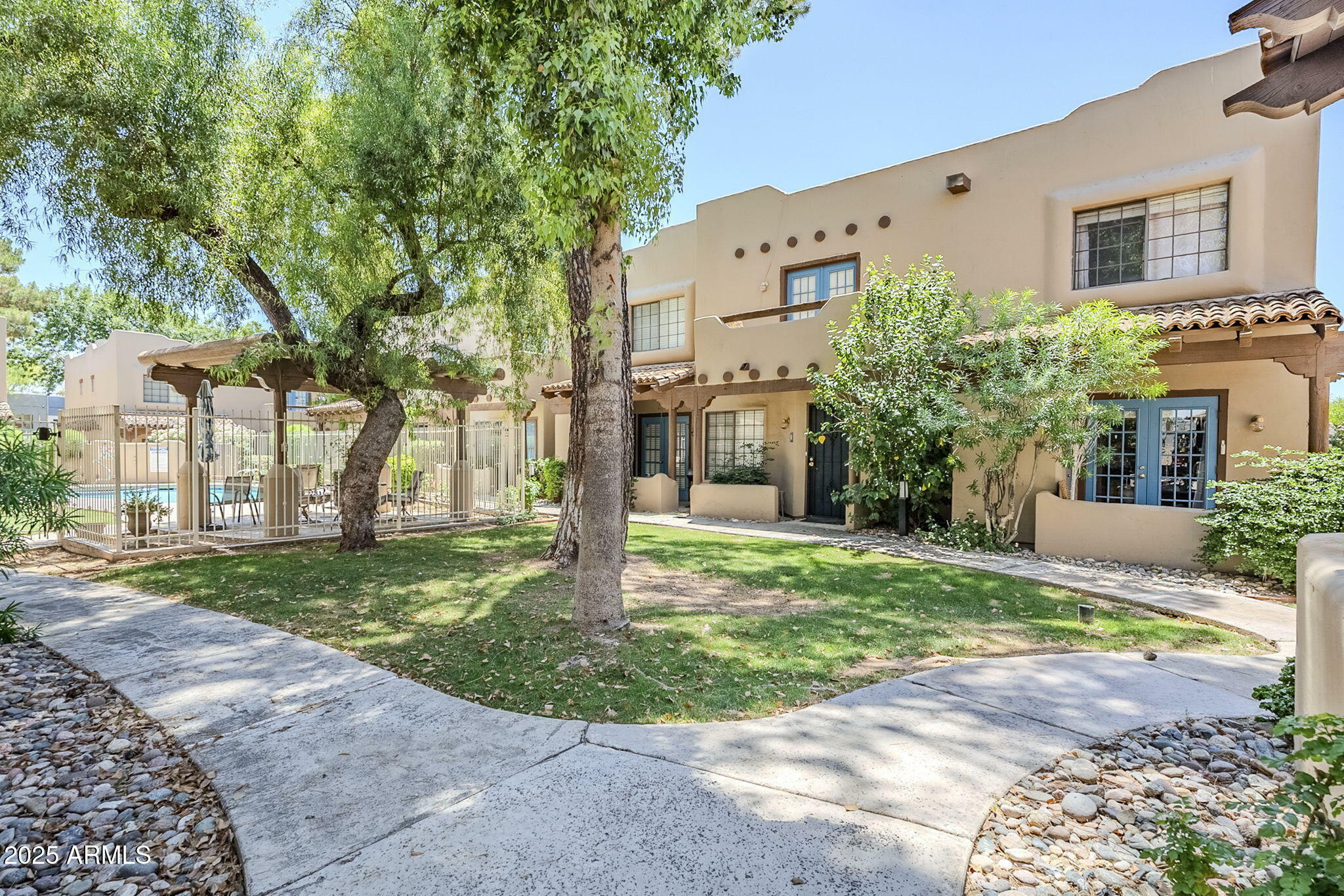 Property Photo: 1446 E Grovers Avenue 13 AZ 85022