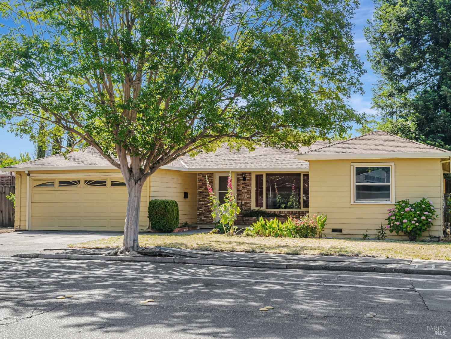 Property Photo:  3240 Montgomery Drive  CA 95405 