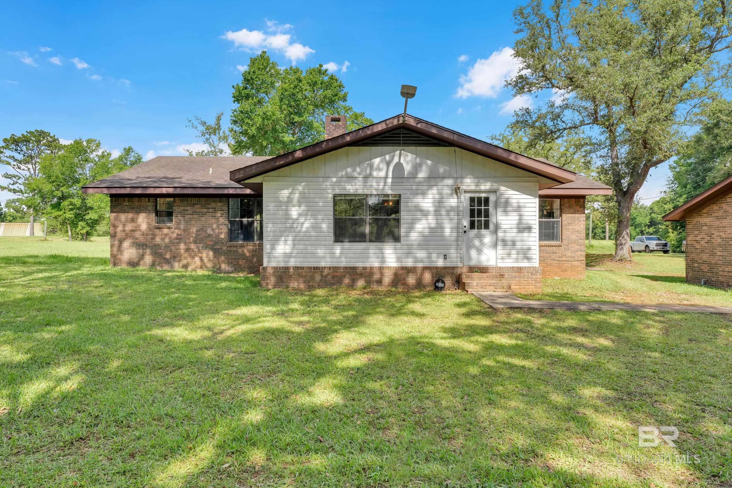 Property Photo: 10398 County Road 91 AL 36549