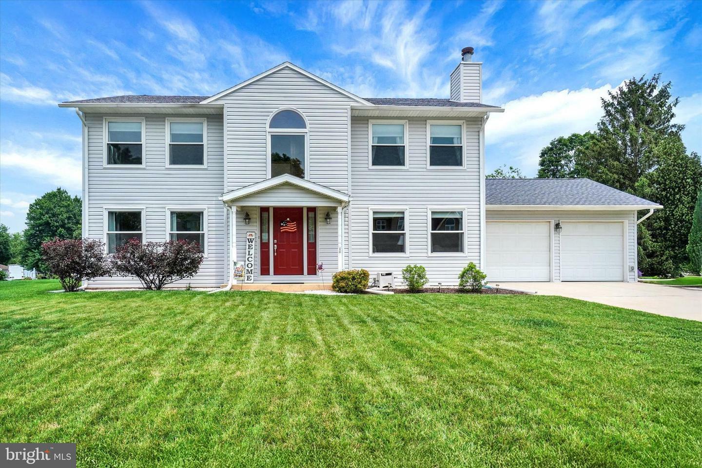 Property Photo: 2039 Golden Eagle Drive PA 17408