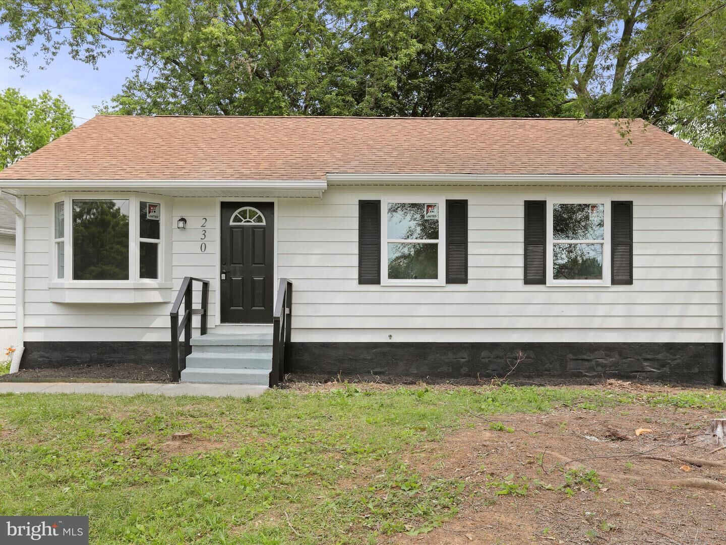 Property Photo: 230 Allison Avenue VA 22601