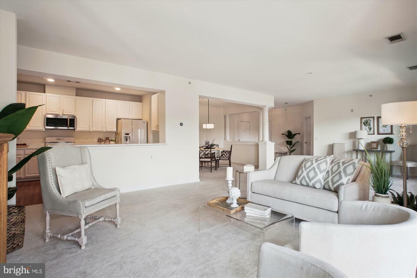Property Photo: 2911 Deer Hollow Way 421 &Amp 422 VA 22031