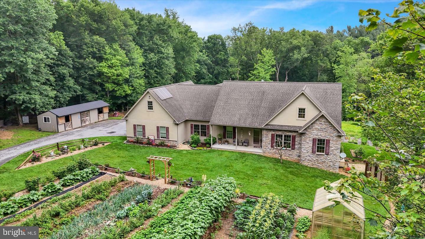 Property Photo: 1881 Georgetown Road PA 17509