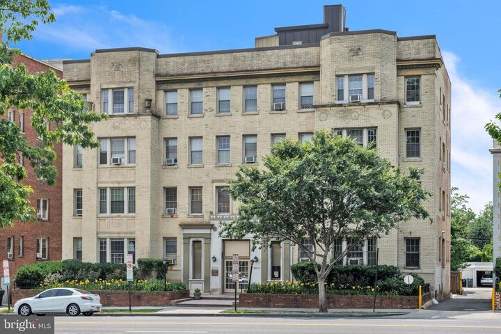 3010 Wisconsin Avenue NW 304  Washington DC 20016 photo