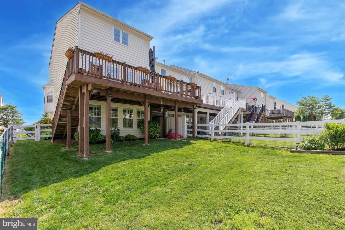 Property Photo: 27 Bayberry Lane PA 19465