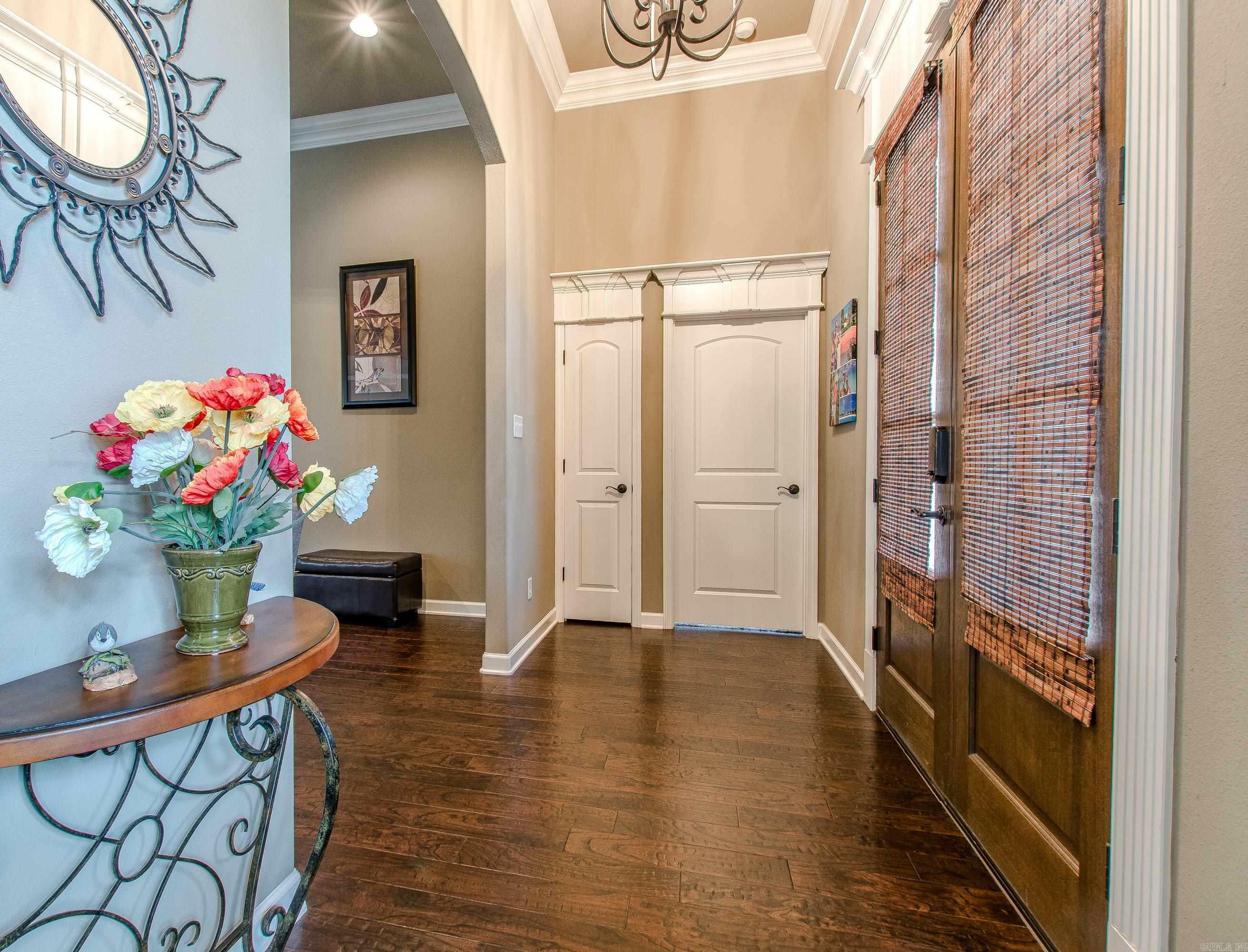 Property Photo: 2148 Avondale Drive AR 72019