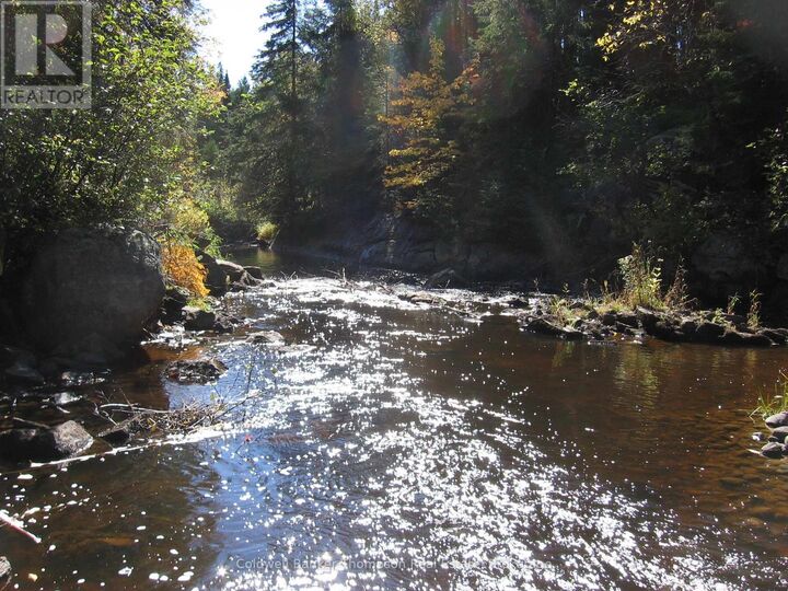 Photo de la propriété:  322 Sterling Falls Road  ON P0A 1Z0 