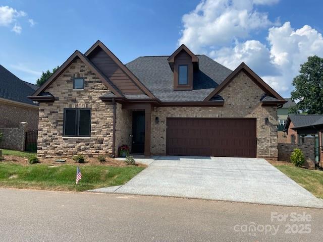 Property Photo: 5027 Silver Trace Lane NC 28037