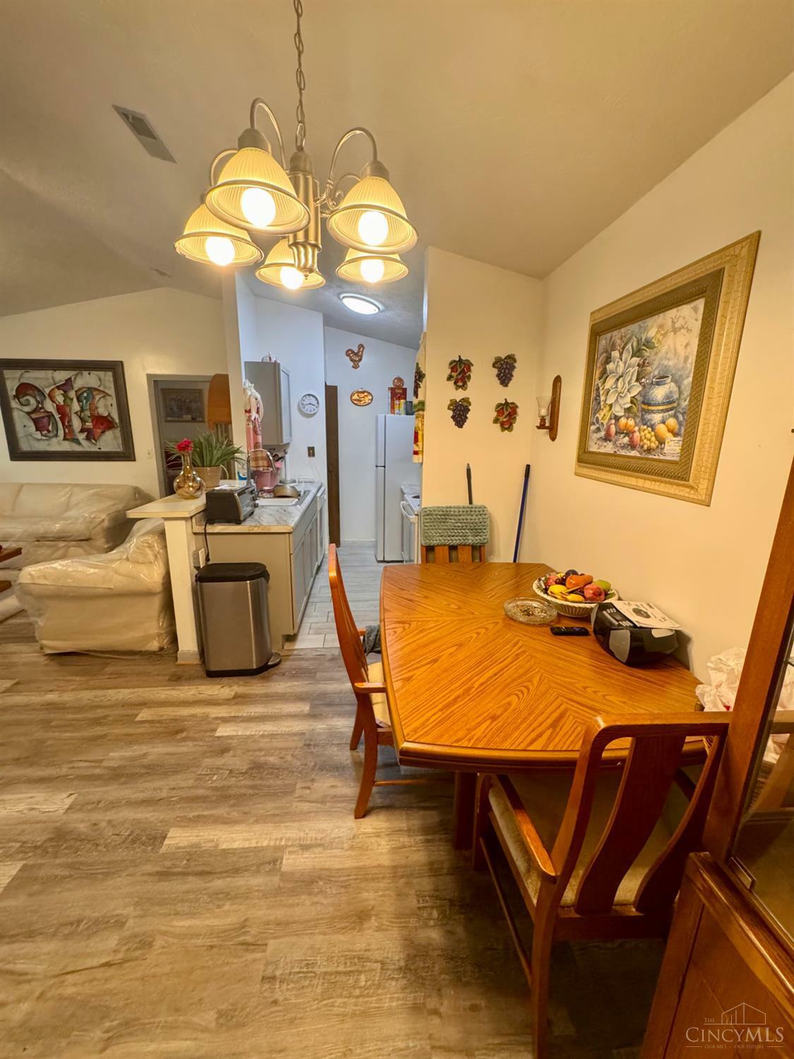 Property Photo: 1544 W Galbraith Road OH 45231