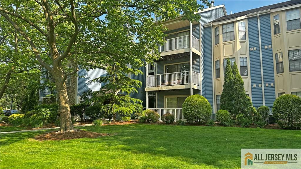 Property Photo: 258 Crosspointe Drive 258 NJ 08816