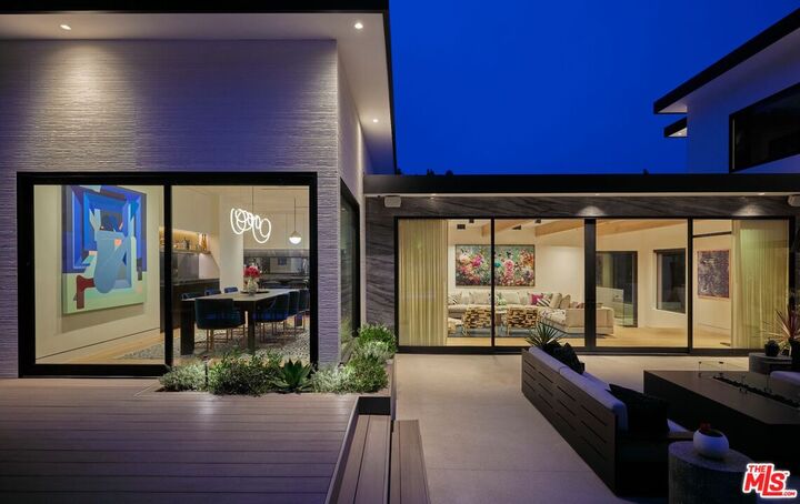 9455 Eden Dr  Beverly Hills CA 90210 photo