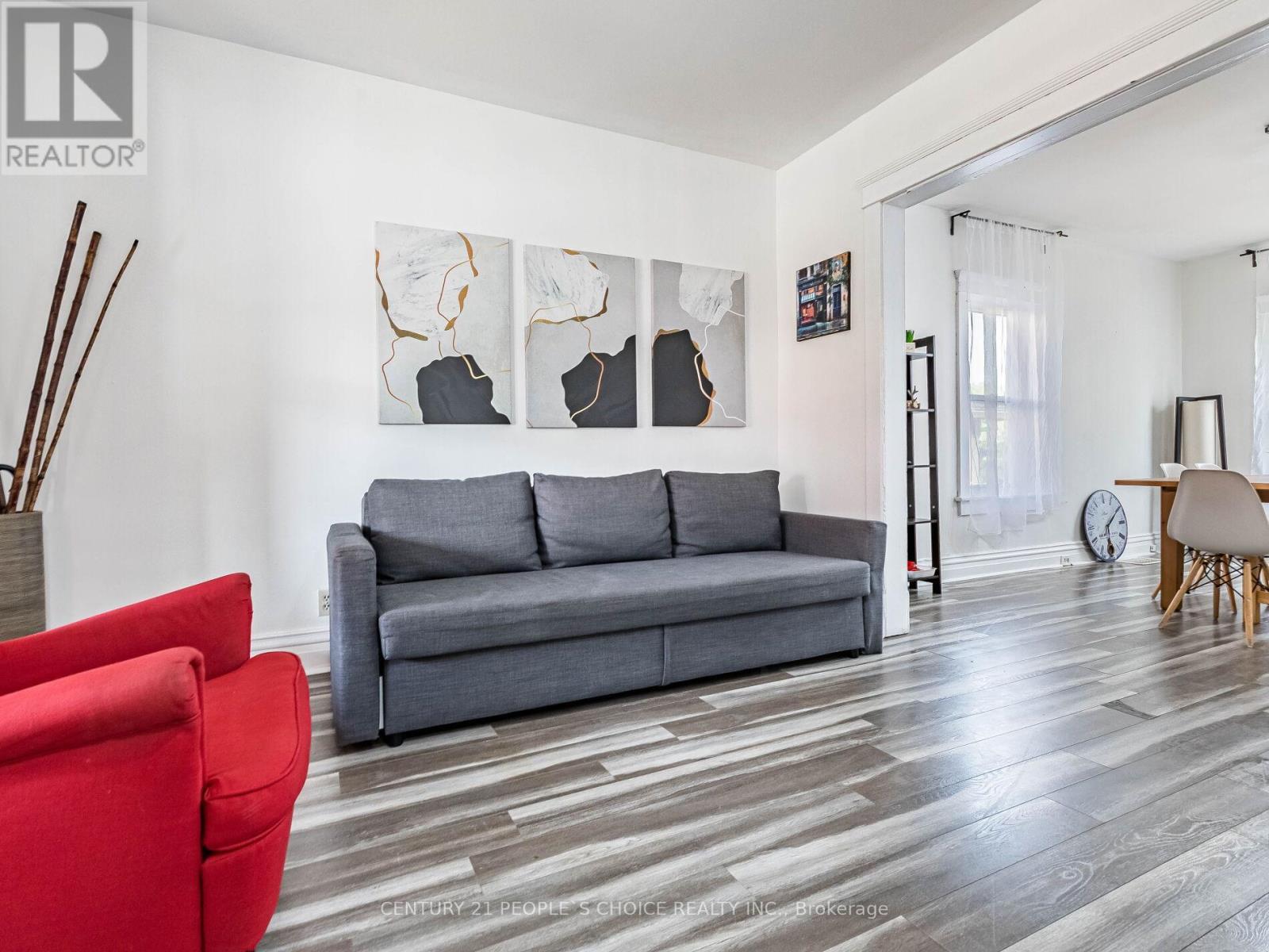 Property Photo: 5001 Kitchener Street ON L2G 1A9