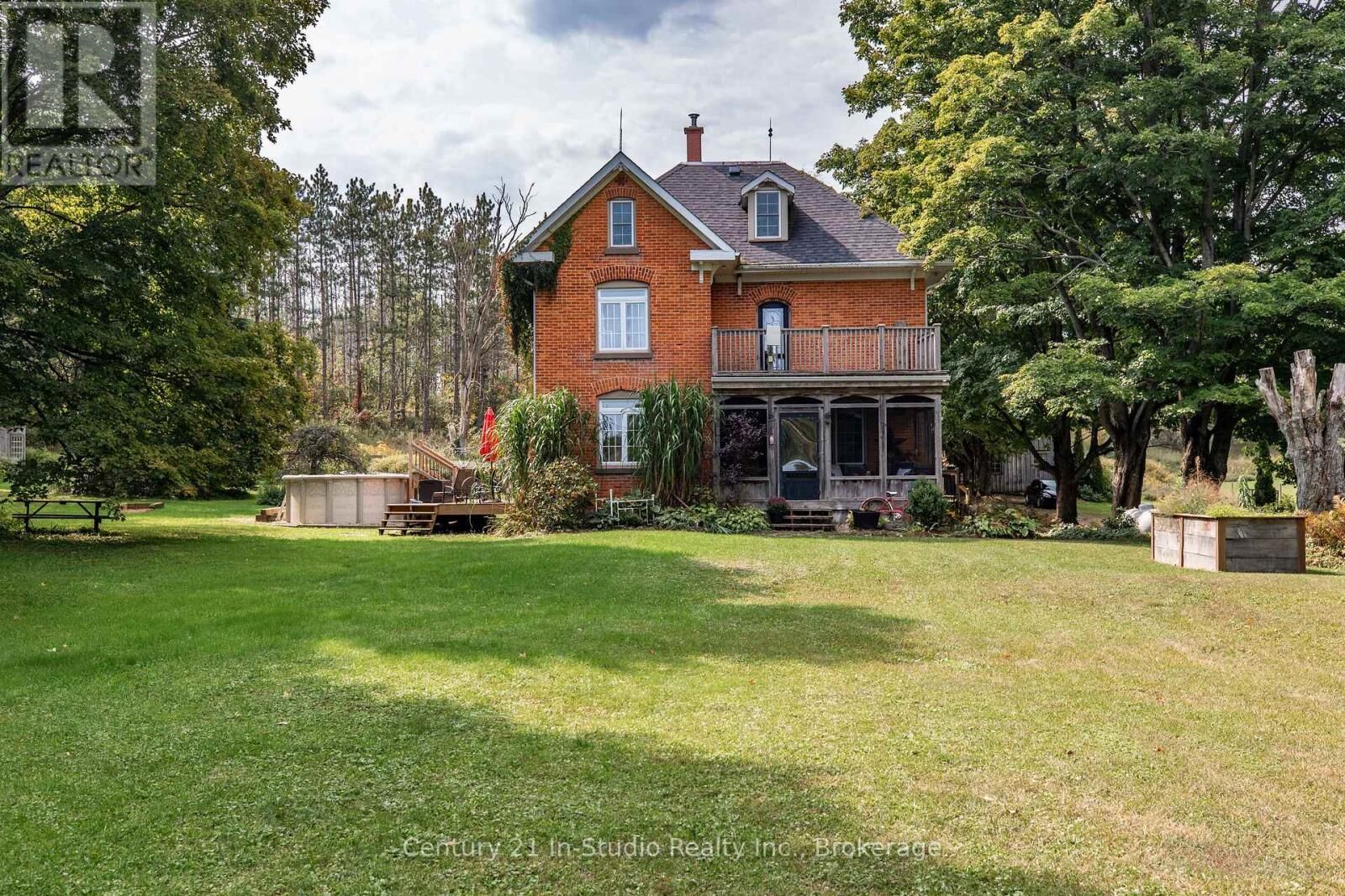 Property Photo: 553308 Grey Road 23 ON N0C 1K0