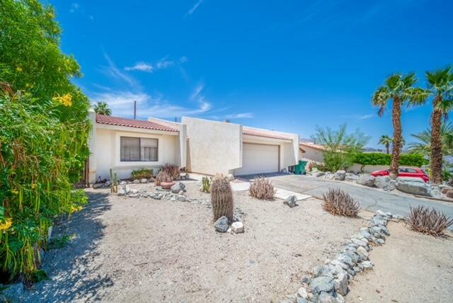 Property Photo: 54825 Avenida Carranza CA 92253