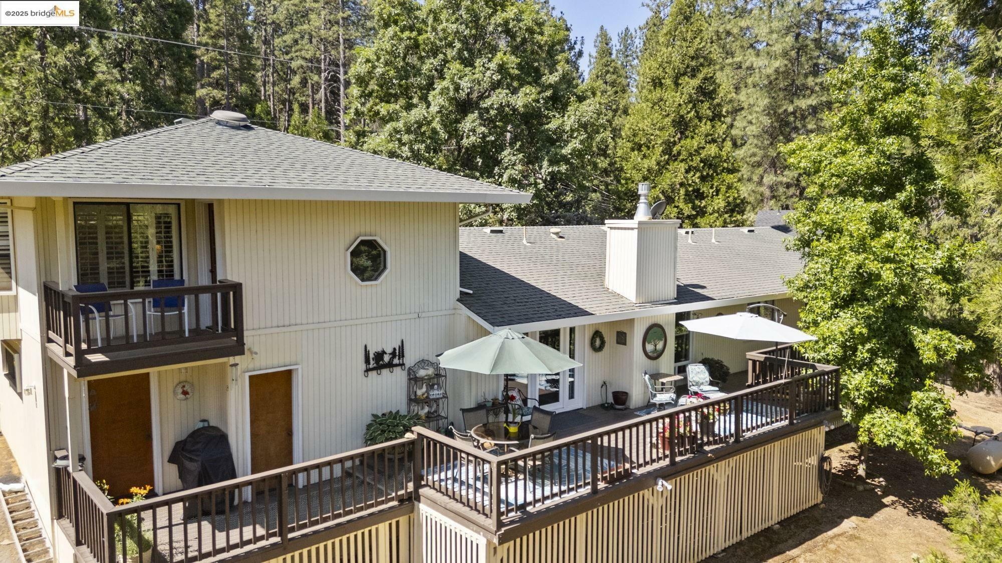 Property Photo: 19716 Butler Way CA 95321
