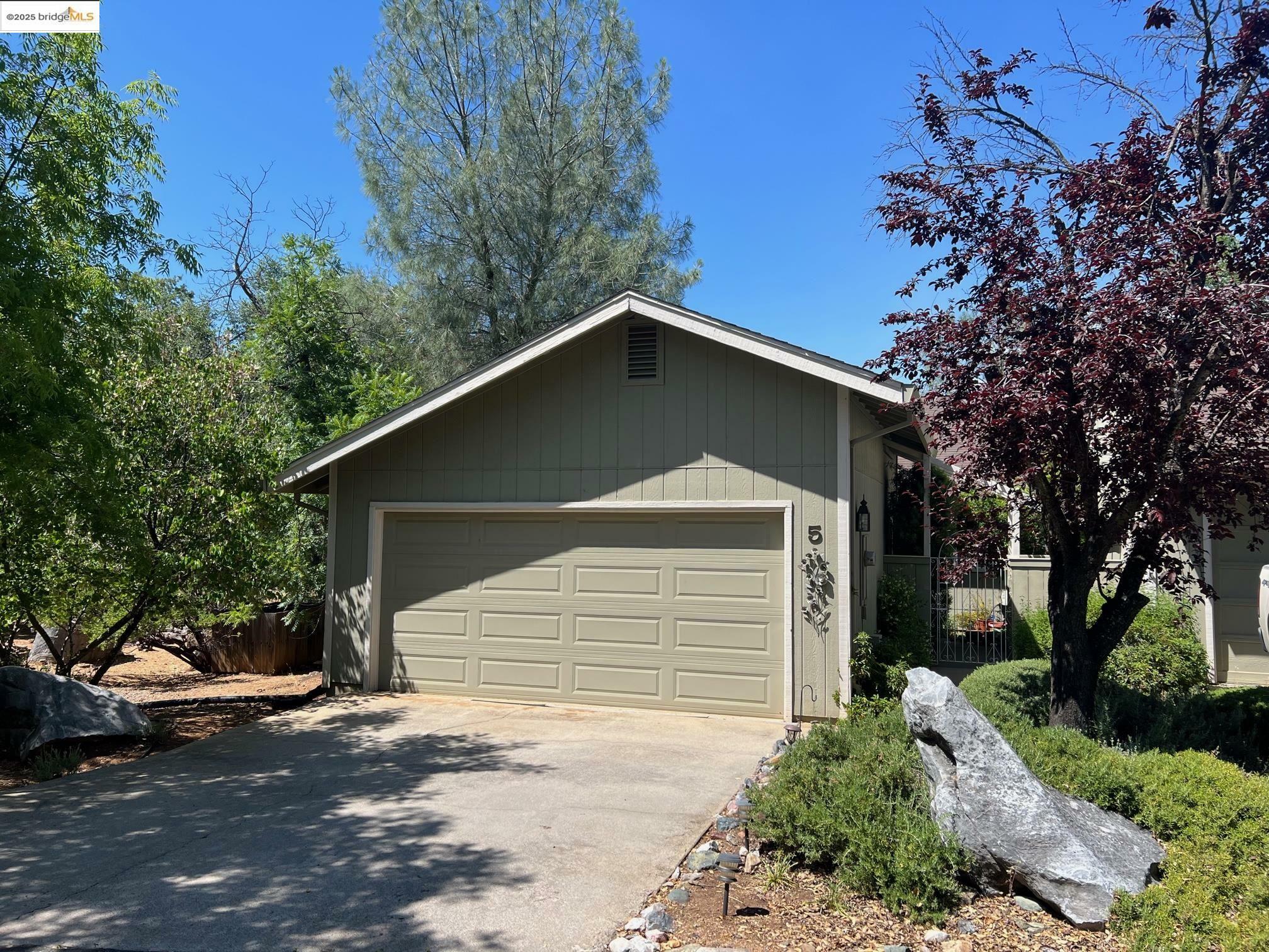 Property Photo: 23685 Marble Quarry Rd 5 CA 95310