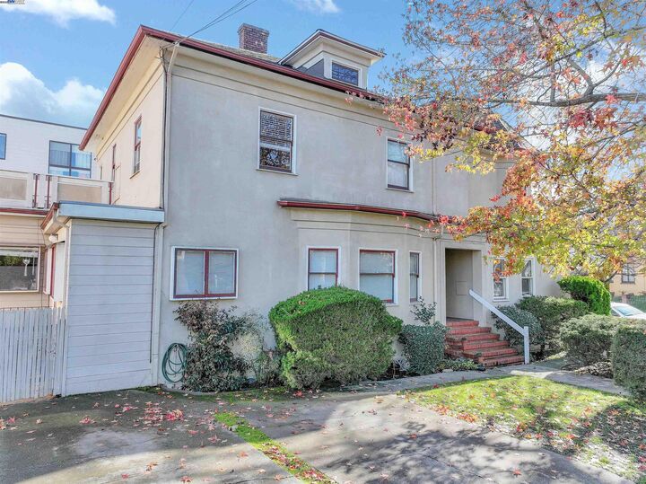 Property Photo:  254 Perkins St.  CA 94610 