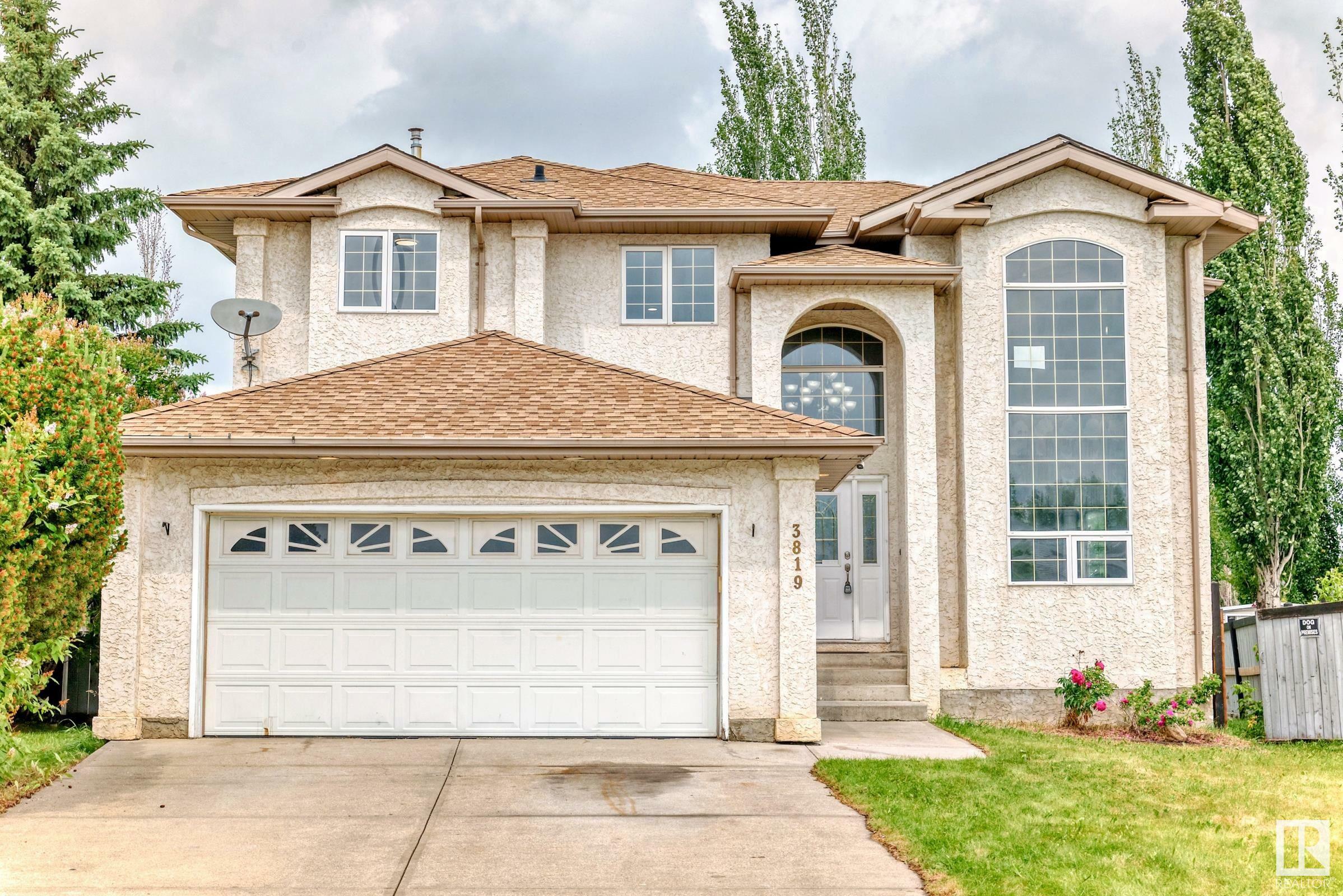 Property Photo: 3819 42 Street NW AB T6L 6Z6