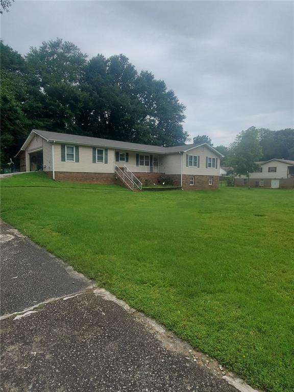 Property Photo: 204 Melanie Lane GA 30188