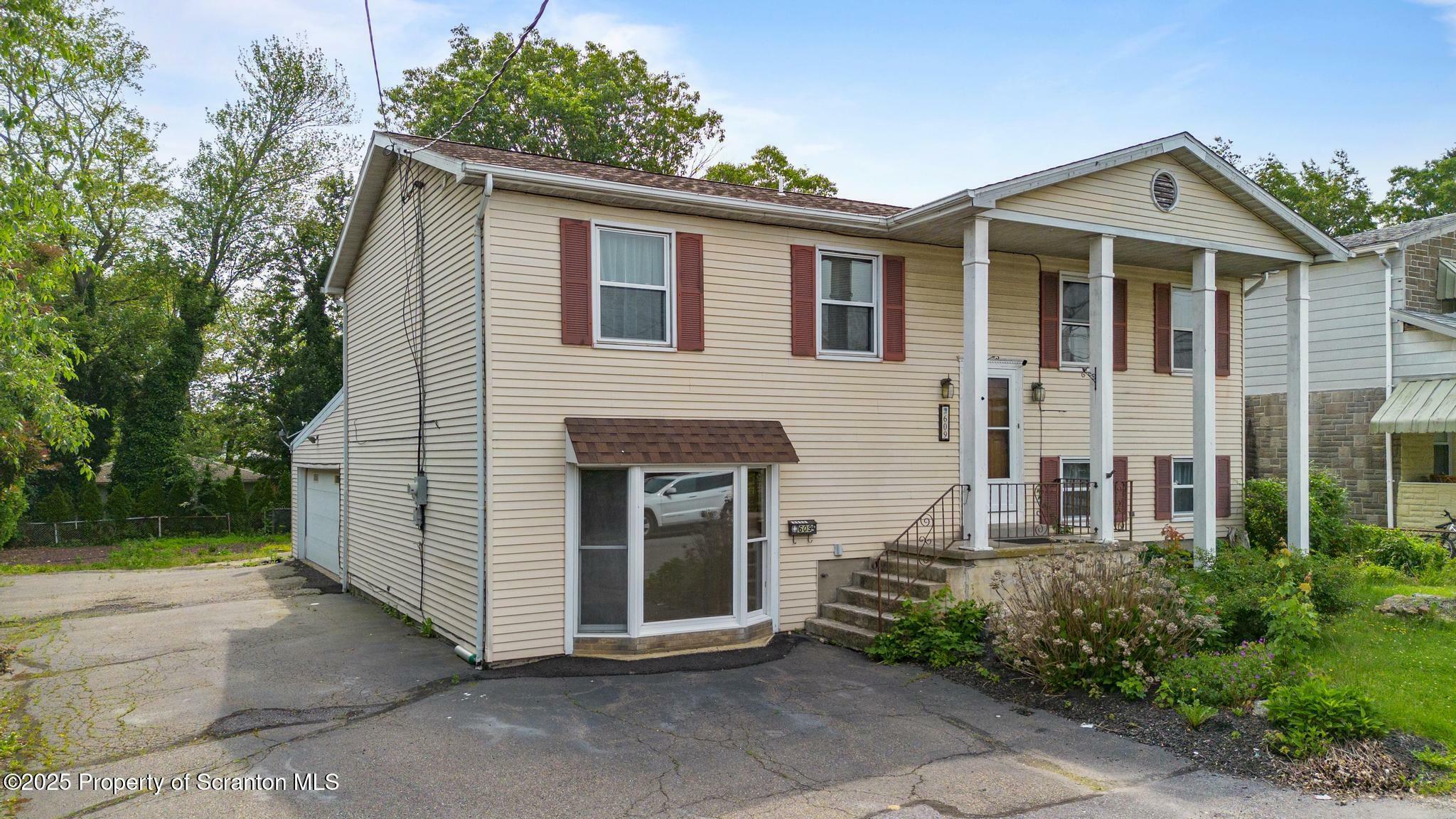 Property Photo: 609 Landmesser Avenue PA 18202