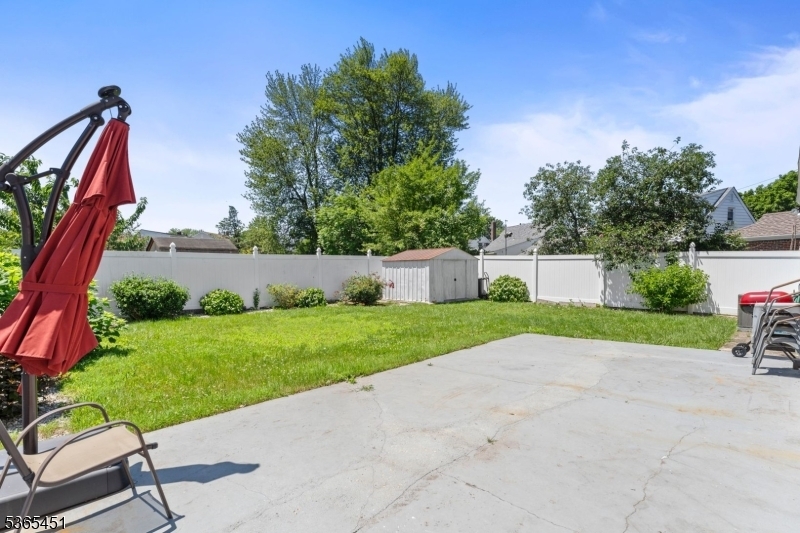 Property Photo:  587 Jesse Pl  NJ 07083 