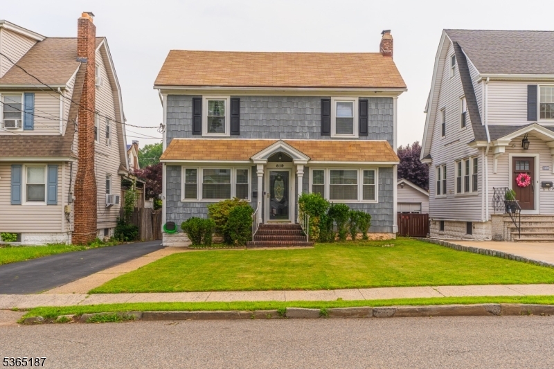 Property Photo: 819 Floral Ave NJ 07208