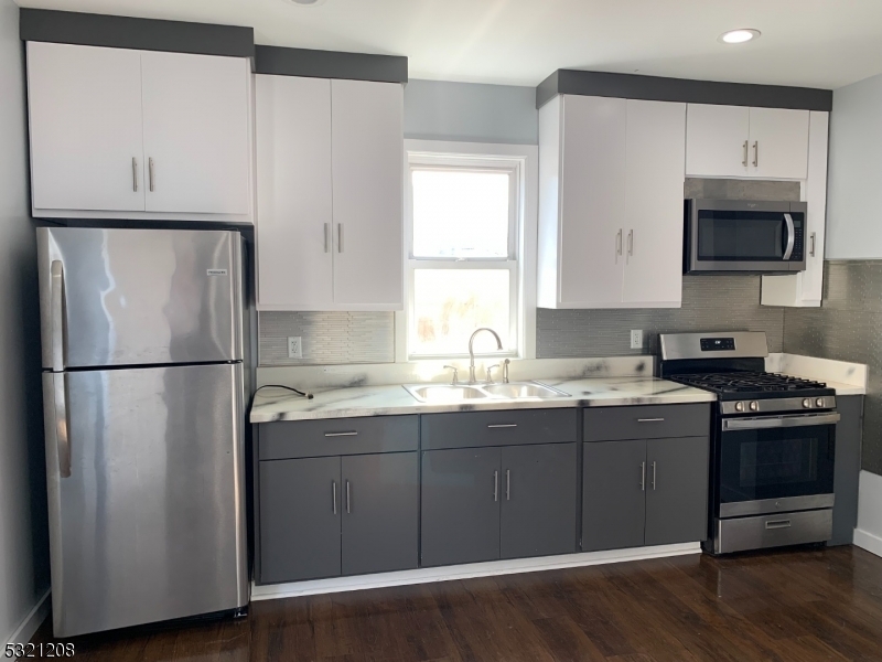 Property Photo: 216 21st St NJ 07111