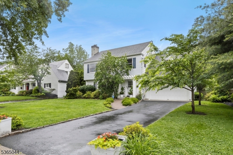Property Photo: 849 Bradford Ave NJ 07090