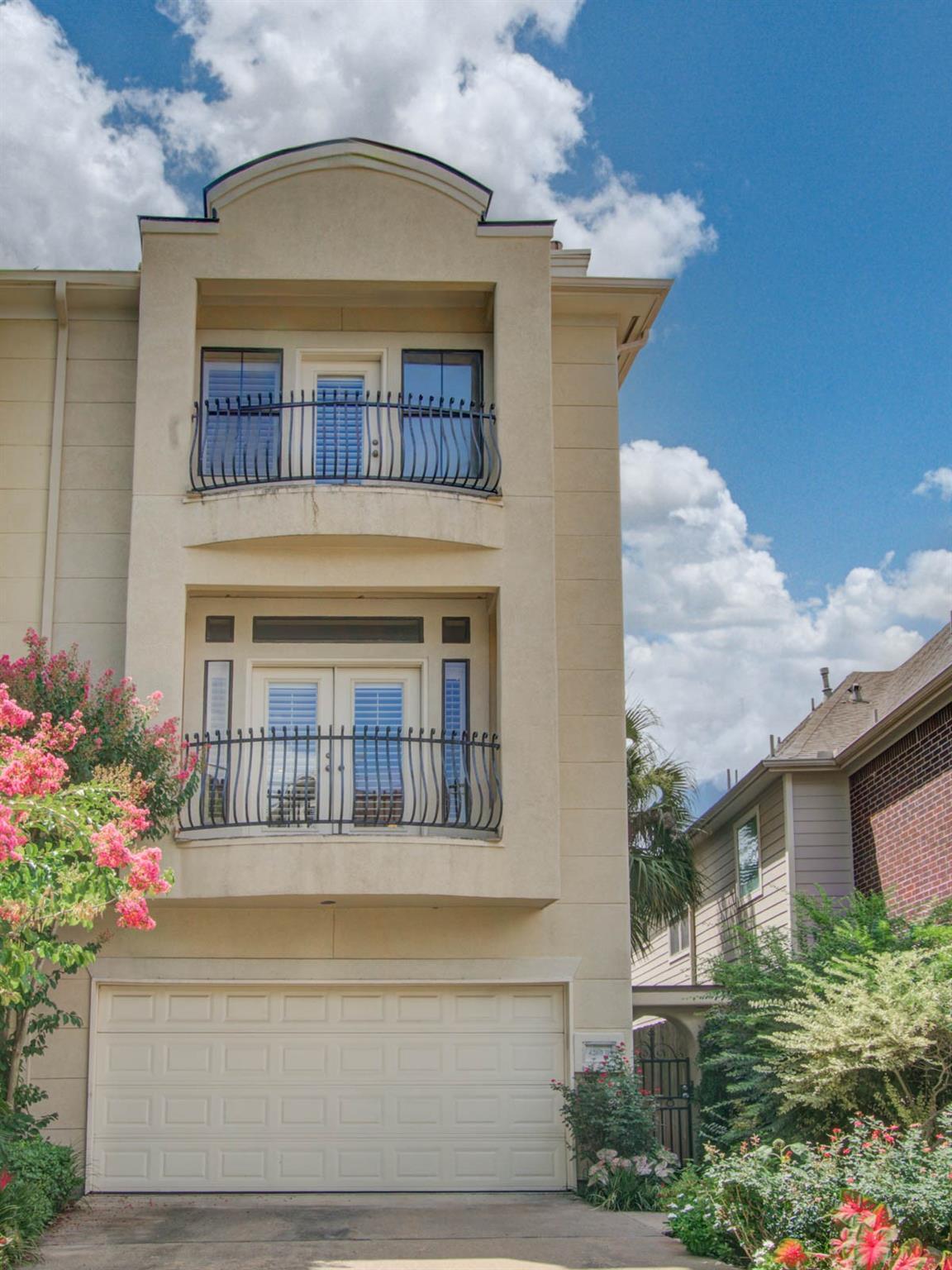Property Photo: 4260 Childress Street B TX 77005