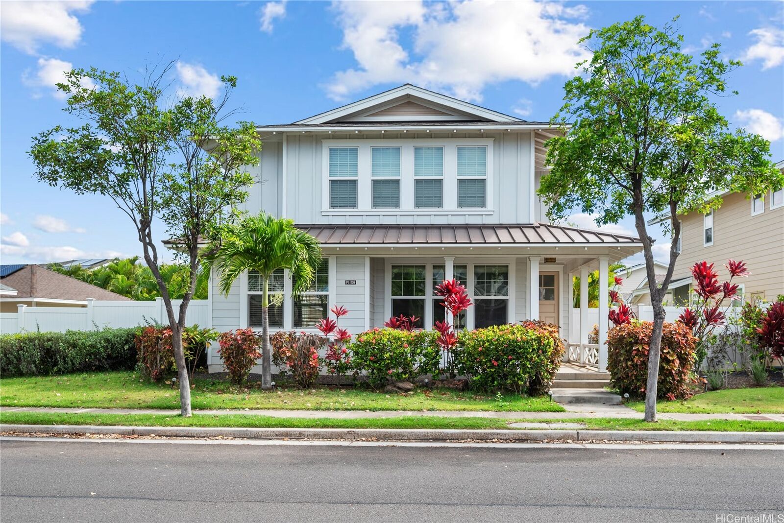 Property Photo: 91-1108 Kaihohonu Street HI 96706