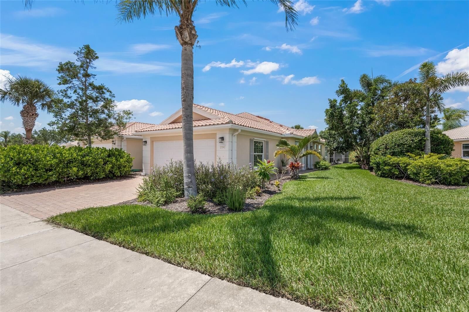 Property Photo: 13391 Dimarco Street FL 34293