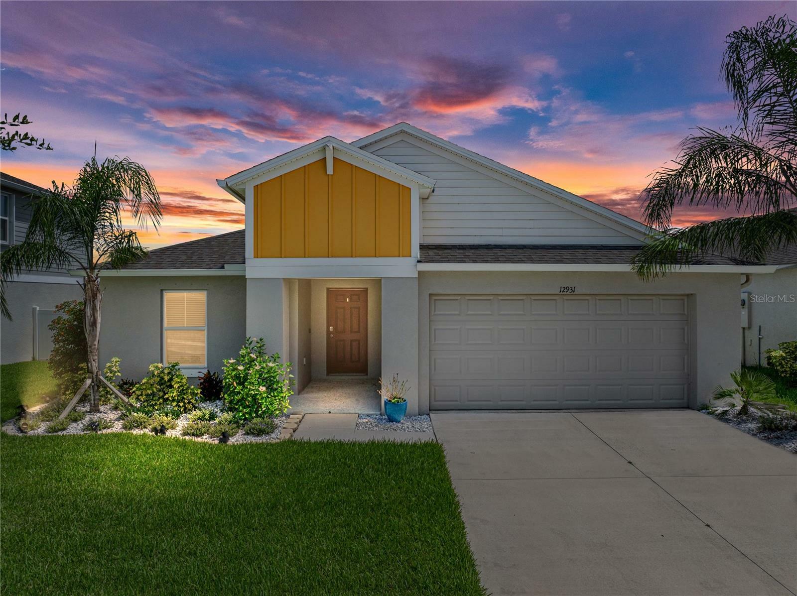 Property Photo: 12931 Twin Bridges Drive FL 33579