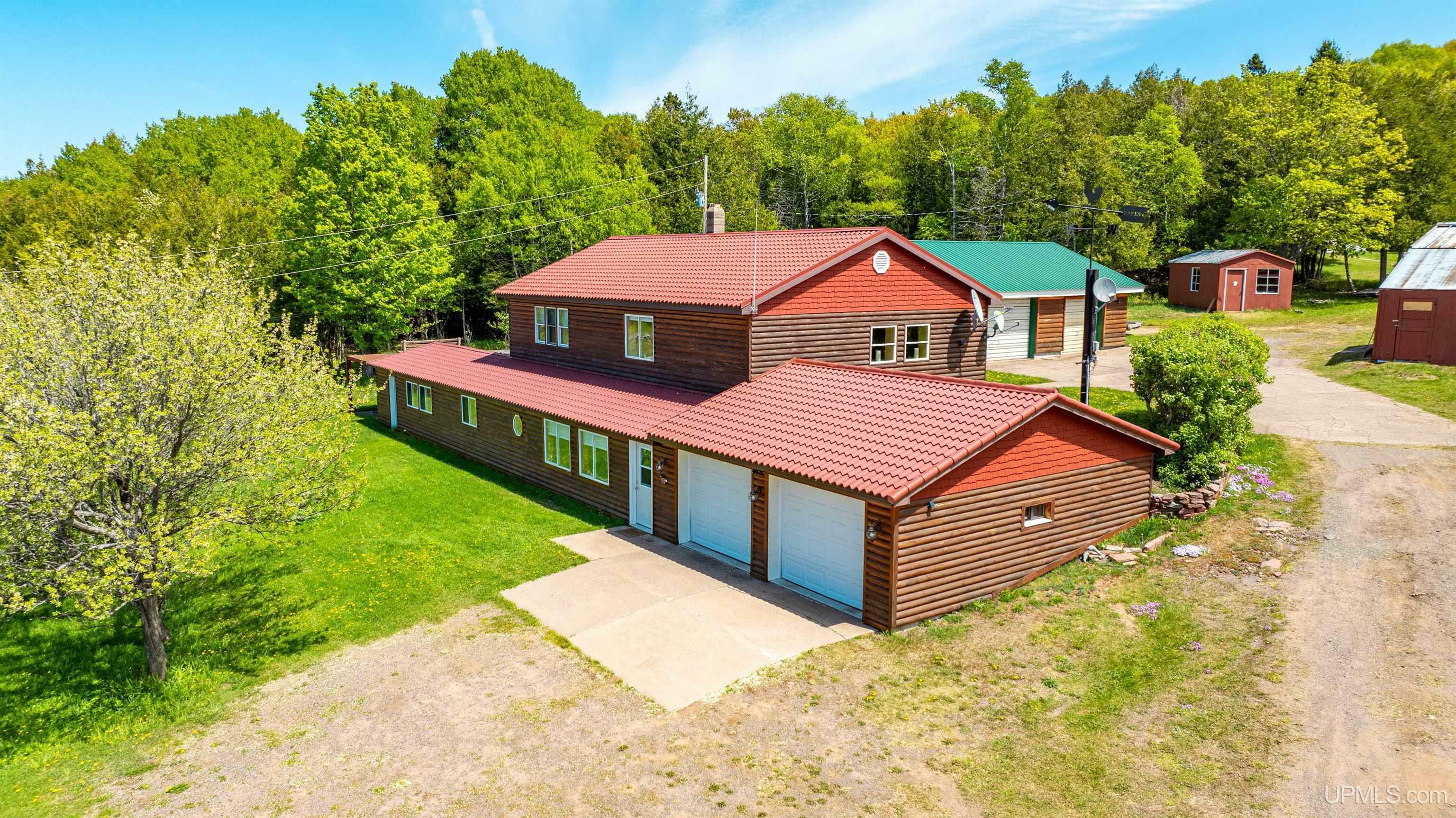 Property Photo:  1120 Dextrom Road  MI 49913 