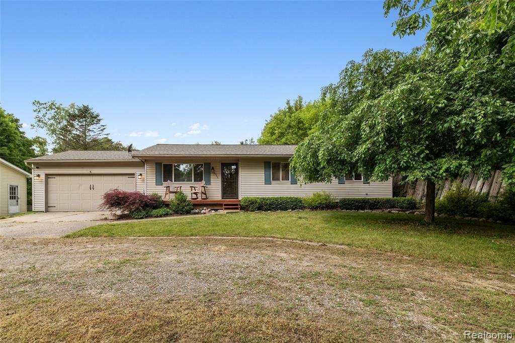 9711 Dartmouth Road  Clarkston MI 48348 2216 photo