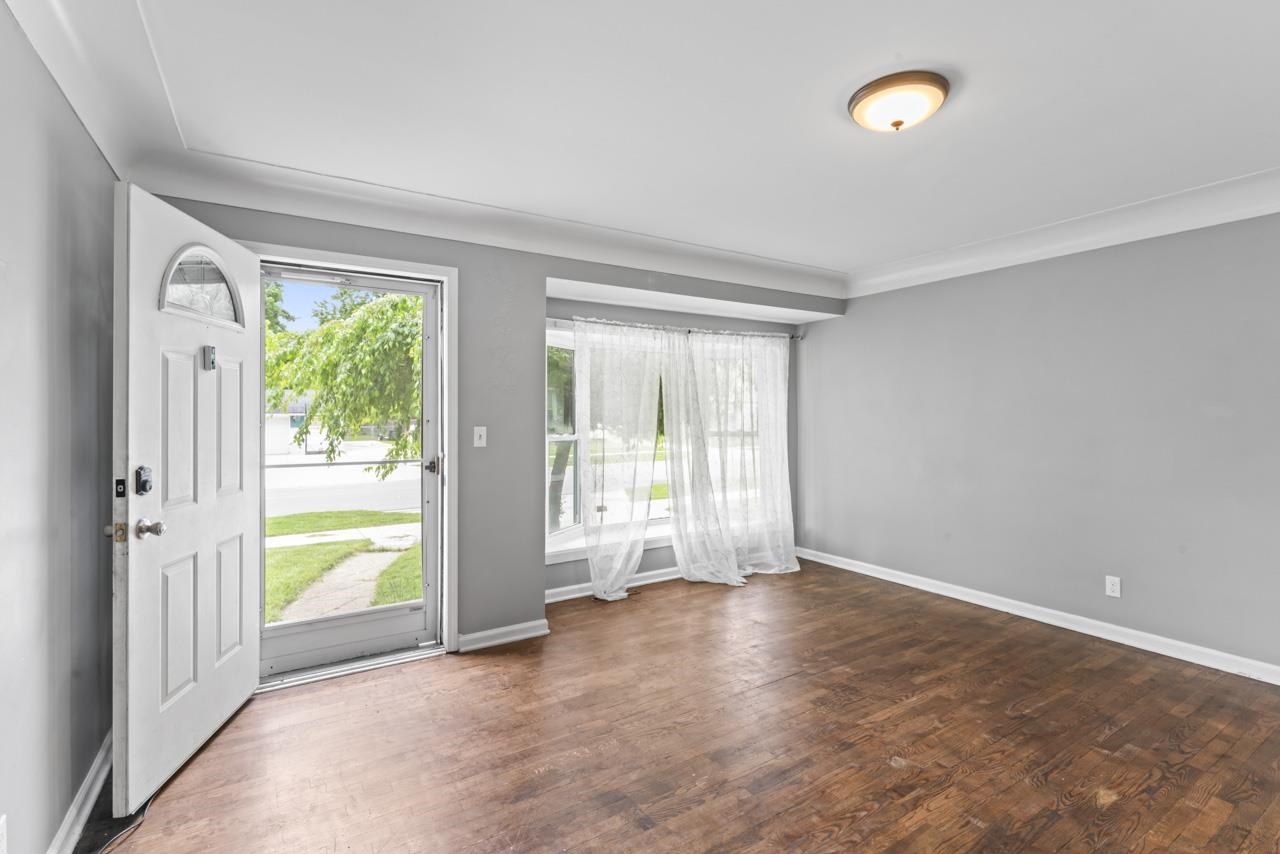 Property Photo: 708 Elmwood Drive MI 48430