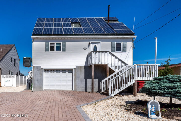 Property Photo:  73 Carlyle Drive  NJ 08721 