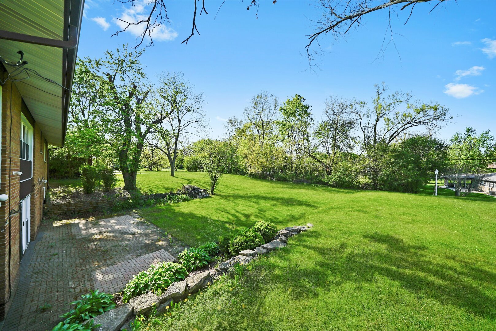 Property Photo: 2747 Perry Road IL 60422