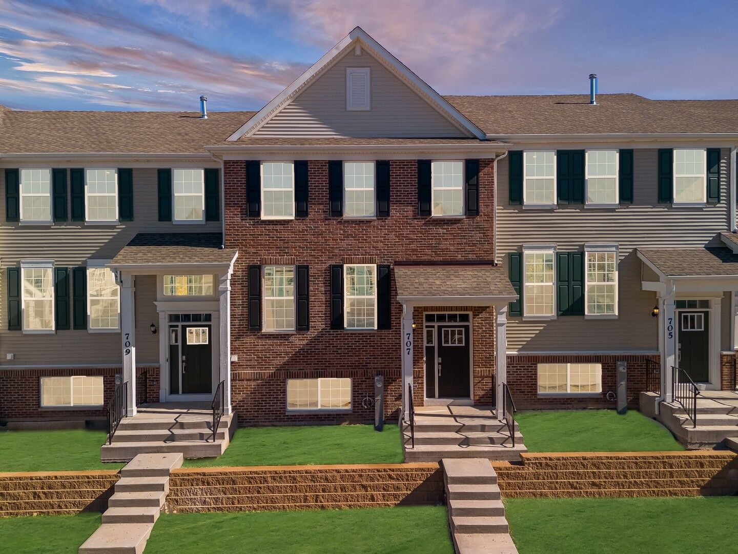 Property Photo:  1905 Neubauer Circle 1003  IL 60046 