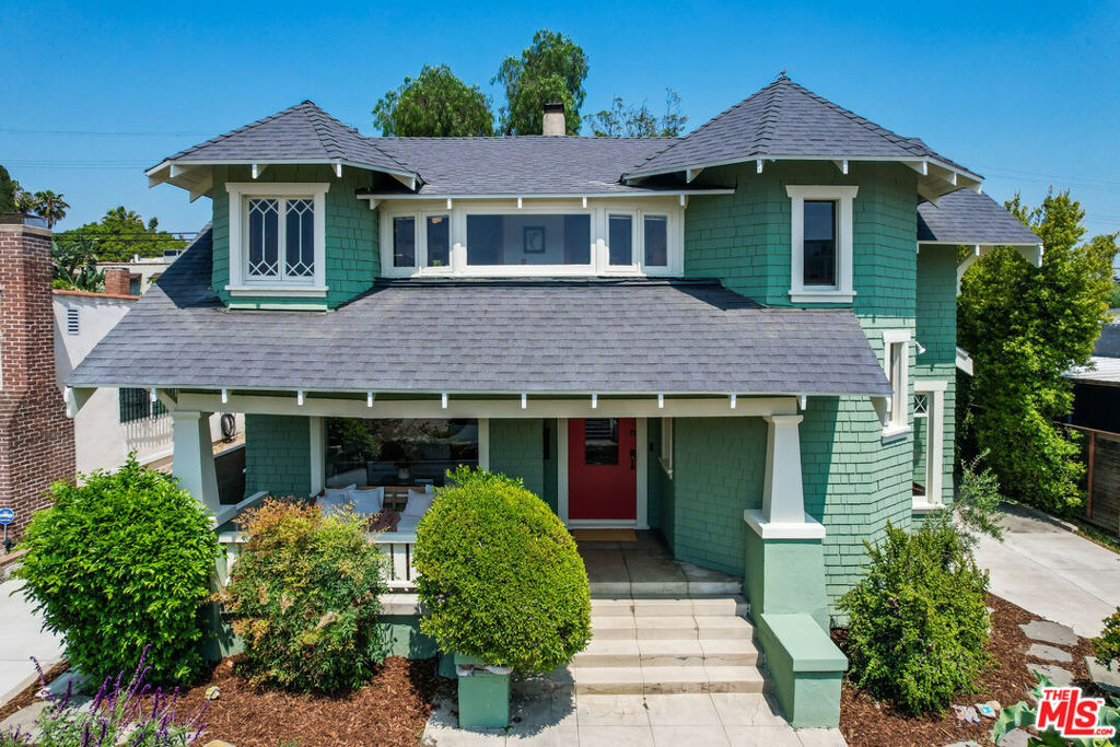 616 N Gower Street  Los Angeles CA 90004 photo