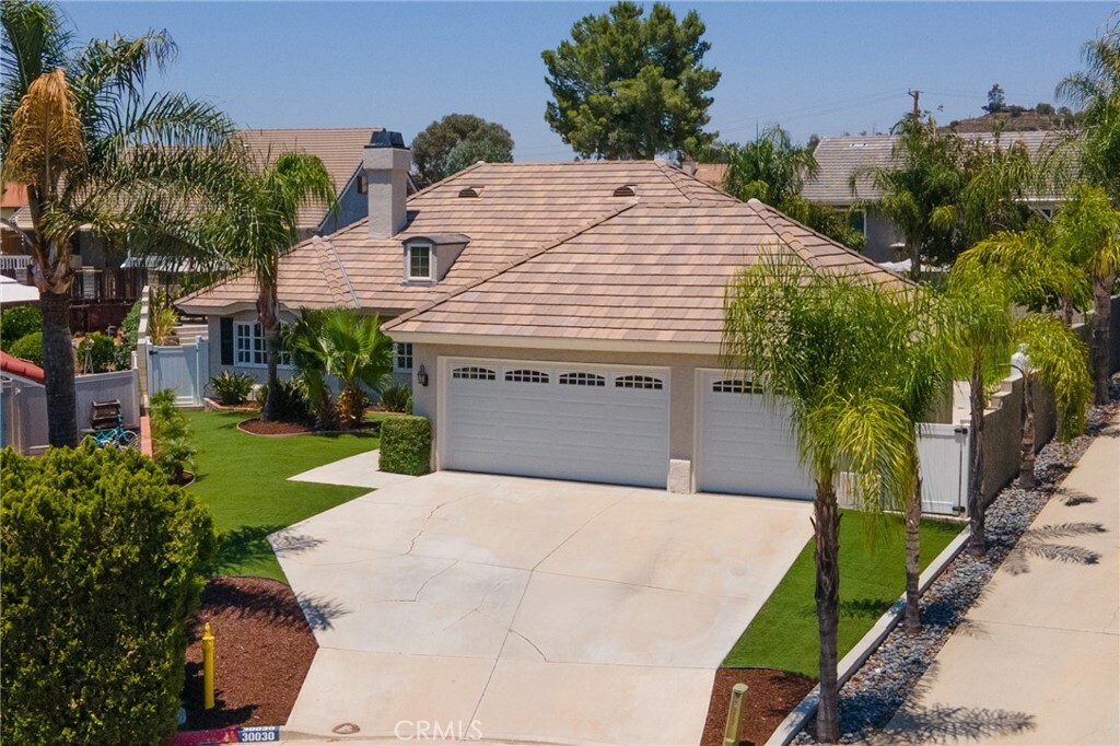 30030 Little Harbor Drive  Canyon Lake CA 92587 photo