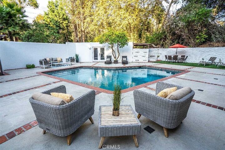 Property Photo: 3183 N Laurel Canyon Blvd CA 91604