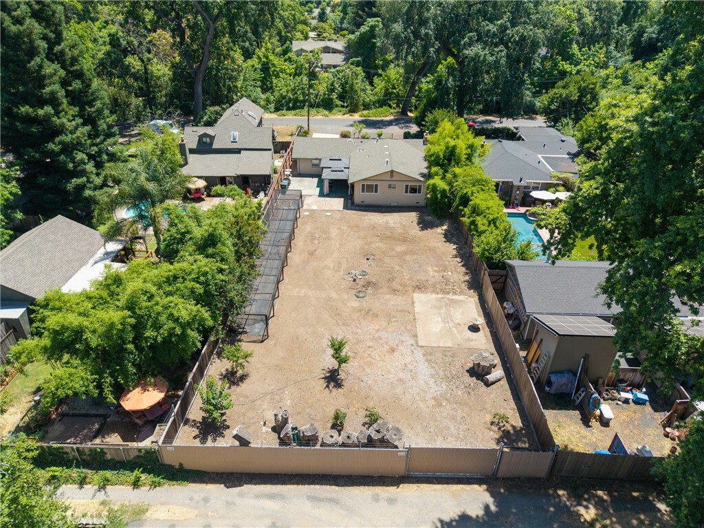 Property Photo:  1220 Bidwell Avenue  CA 95926 