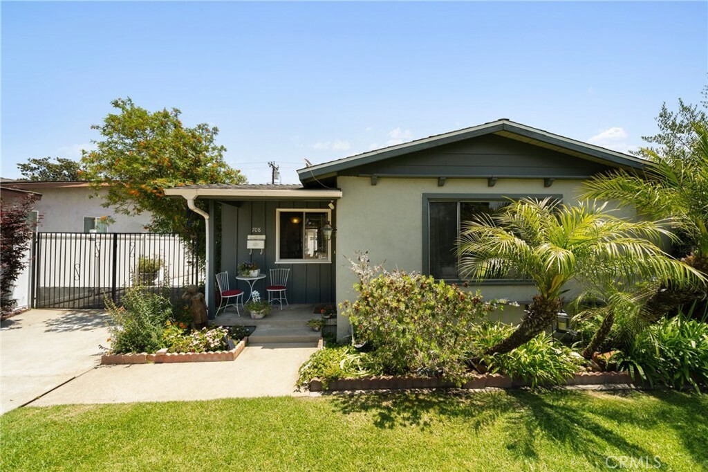 Property Photo:  708 S Vecino Drive  CA 91740 